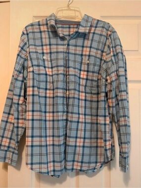 St. John’s Bay Women’s Plaid Long sleeve button down - Large.